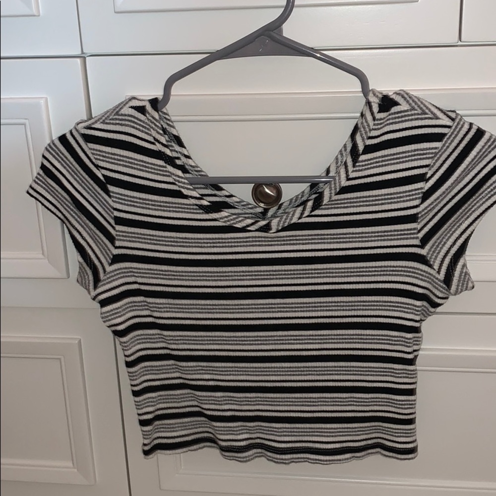 Stripped black/white/silver crop top